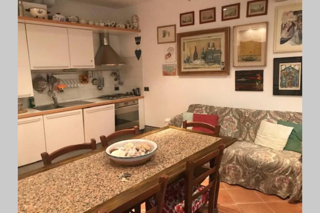 Appartamento Tipico Con Corte Privata Venecia Exterior foto